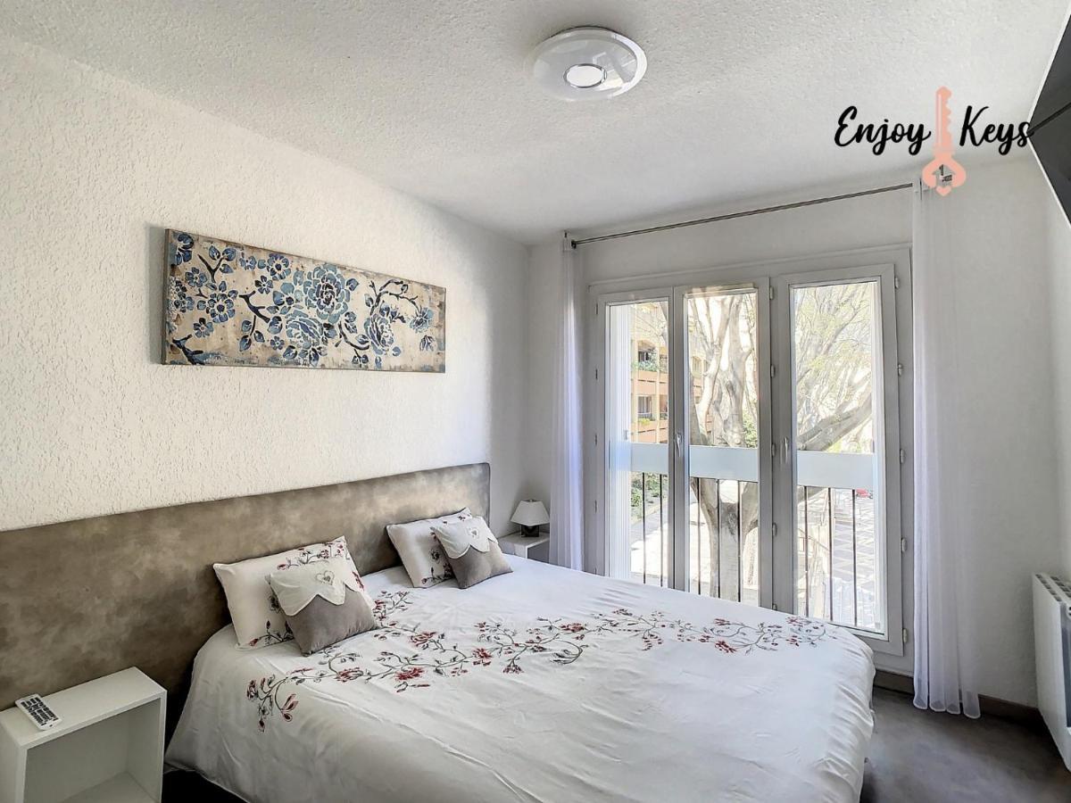 Au Pied Du Chateau De L'Emperi Salon-de-Provence Dış mekan fotoğraf